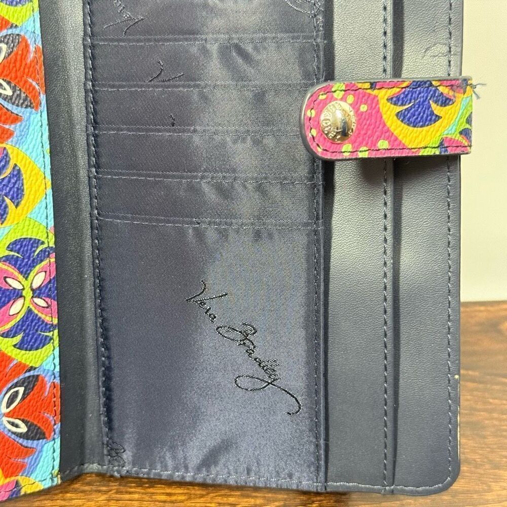 Vera Bradley Rio Stripe Multi-Color Vinyl Wallet clutch NWOT - Picture 5 of 6